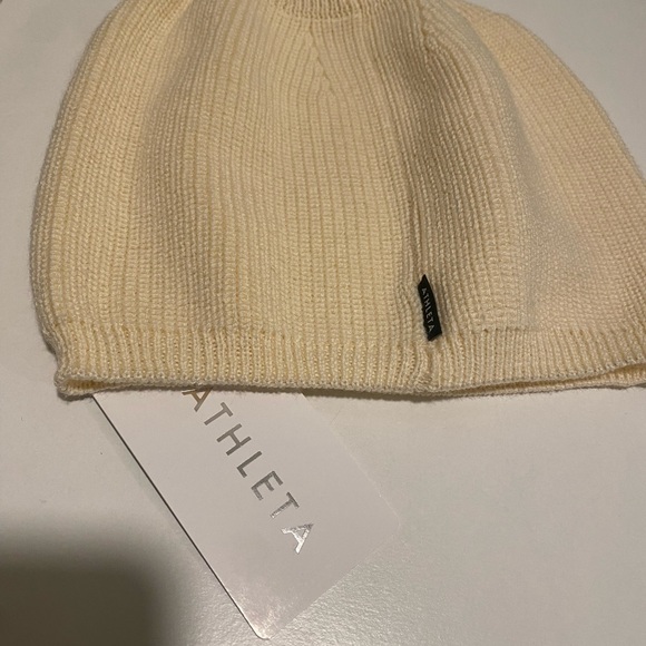 Athleta Kinetic Beanie - Picture 2 of 4
